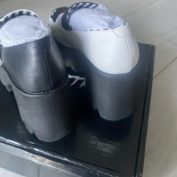 Dolls Kill x Emily The Strange | Cat You Later Platform Black / White Mary Janes - Picture 5 of 12